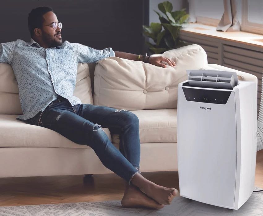 Can I Use A Portable Air Conditioner In A Small Apartment Or Dorm Room?